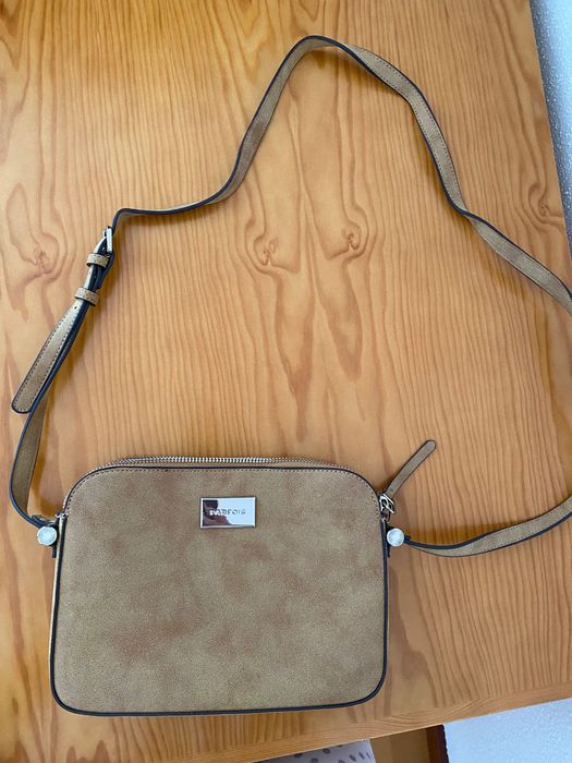 Mala Parfois camel