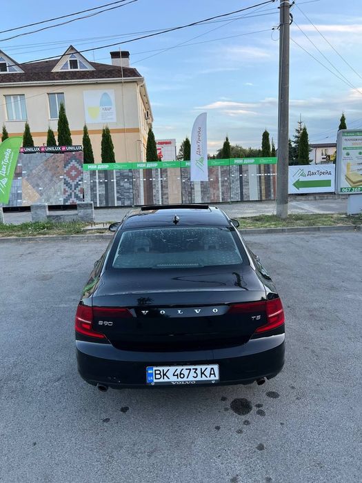 Продам Volvo S90