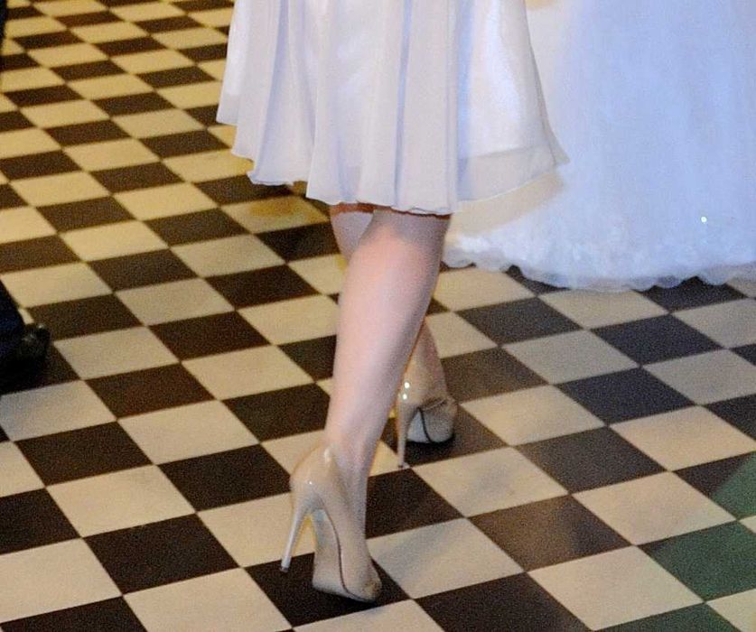 Buty damskie, wysokie obcasy, beżowe/nude, rozmiar 36