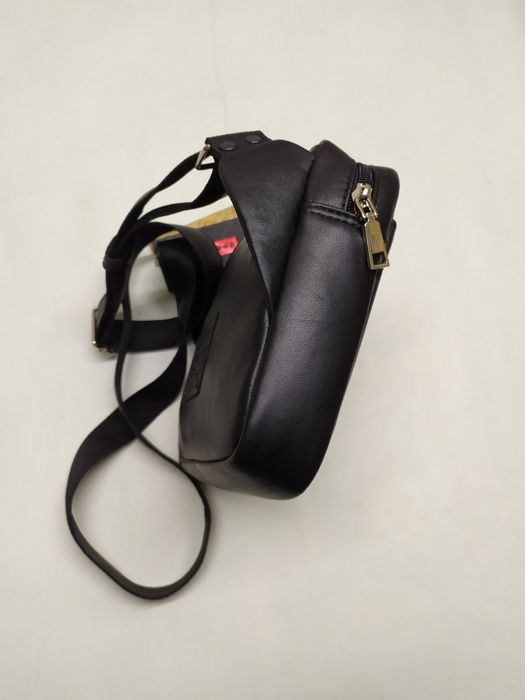 Сумка мужская кожаная Levi's