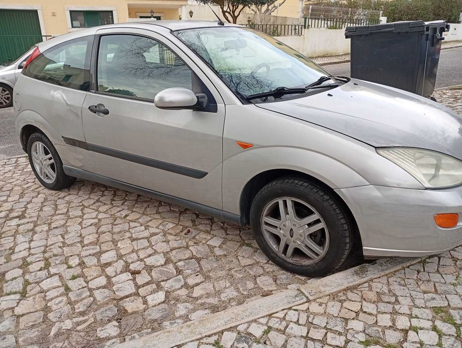 Ford Focus 1.4 Gasolina e GPL