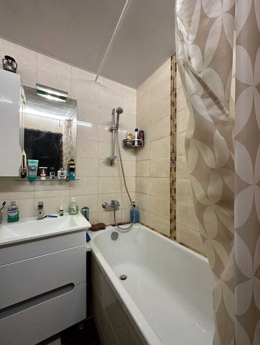 Продам 3-к квартиру в кирпичной высотке на Савкина, Красный Камень