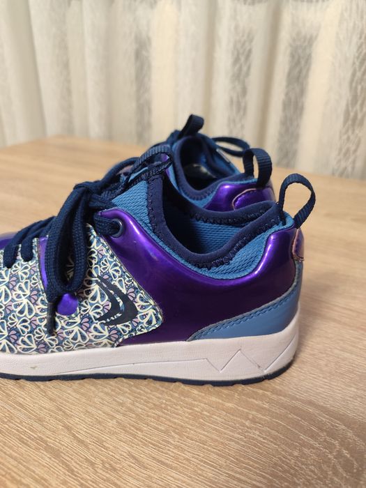 Кросівки ,Clarks Adven Jump / спортивні туфлі для дівчаток / EU 34