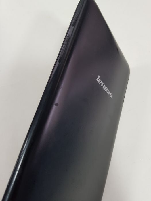 Планшет Lenovo  Tab А3500