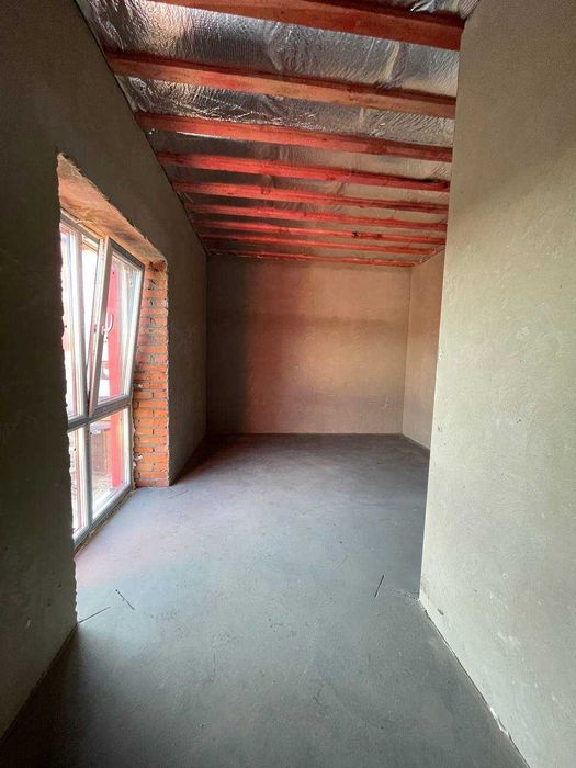 Дуплекс 74 м2. + 35 кв підвал. Тепла підлога! Газ, центр Гостомеля