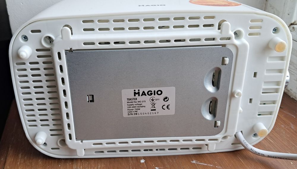 Тостер Magio MG-273