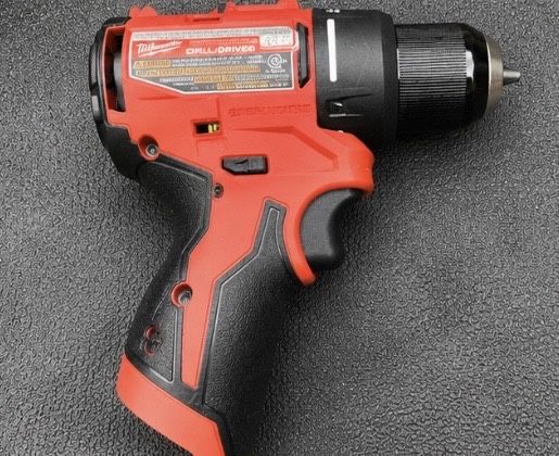 Milwaukee M12 3401-20 Brushless