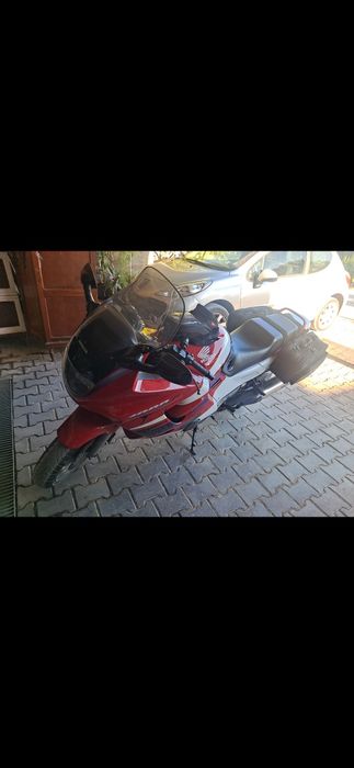 Vendo honda cbr1000f de 1995
