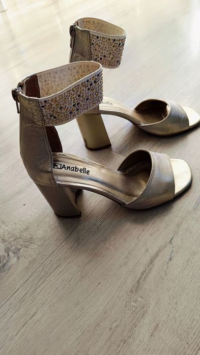Buty damskie rozm. 37