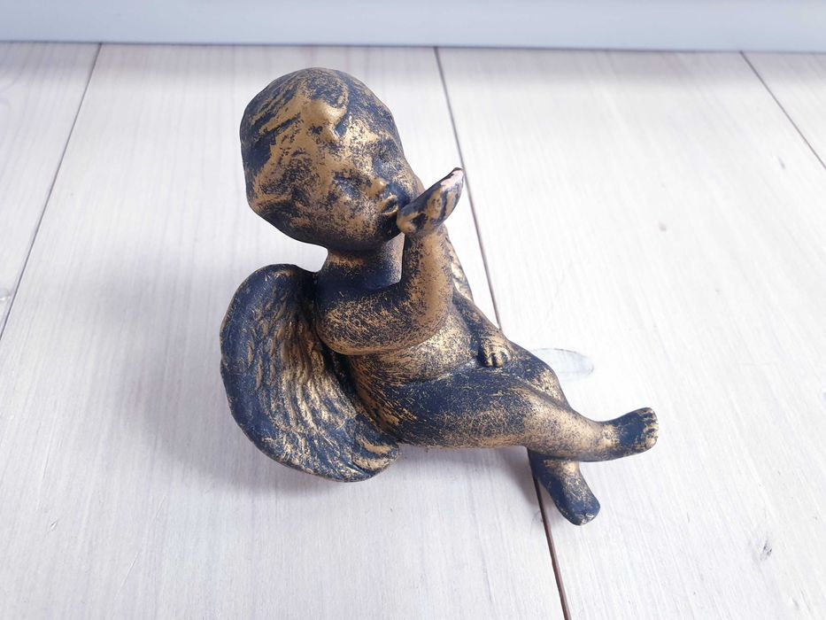 Złoty ceramiczny aniołek figurka stara vintage