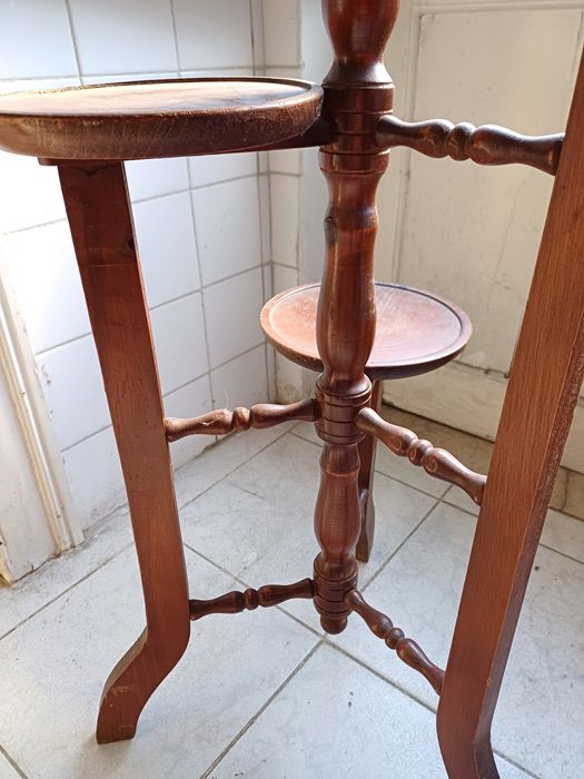 sapateira em bom estado