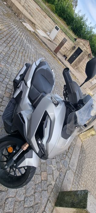 Scooter Honda ADV 350