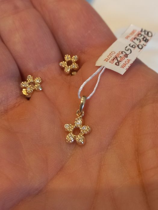 Piekne złote kolczyki 585/1,2g