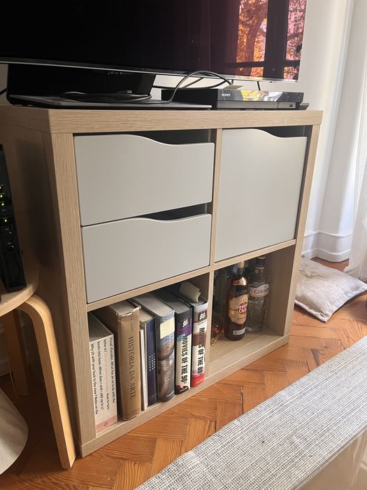 Módulo IKEA em óptimo estado