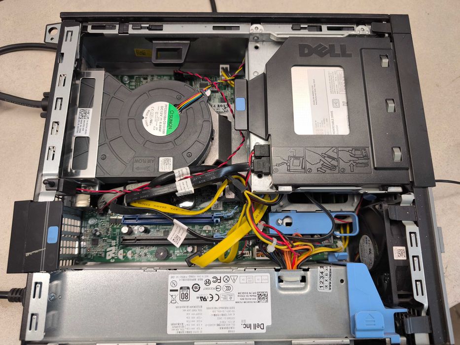 Komputer OPTIPLEX 9010 Monitor HP ZR24W
