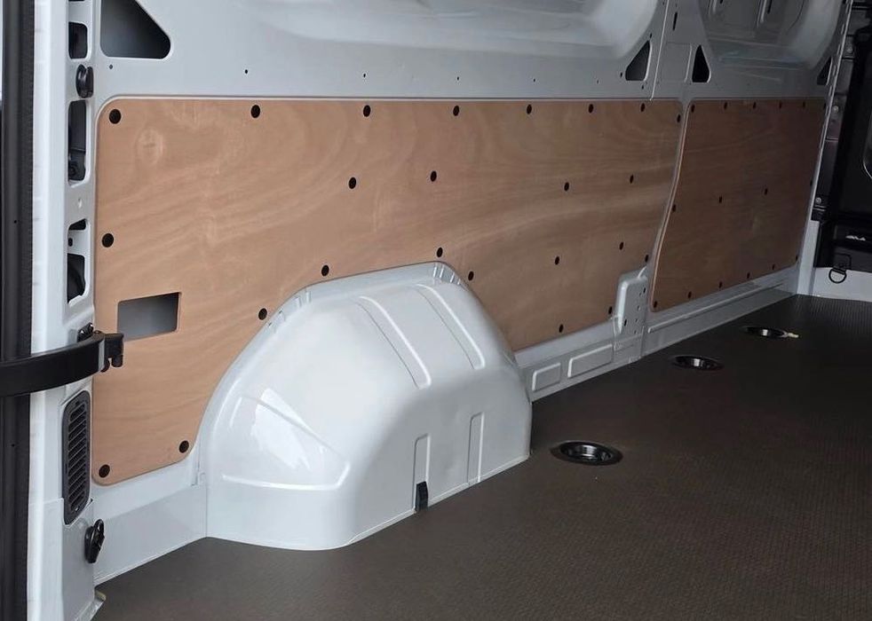 Wynajem Bus Renault Master L3H2 -170 km Nowy