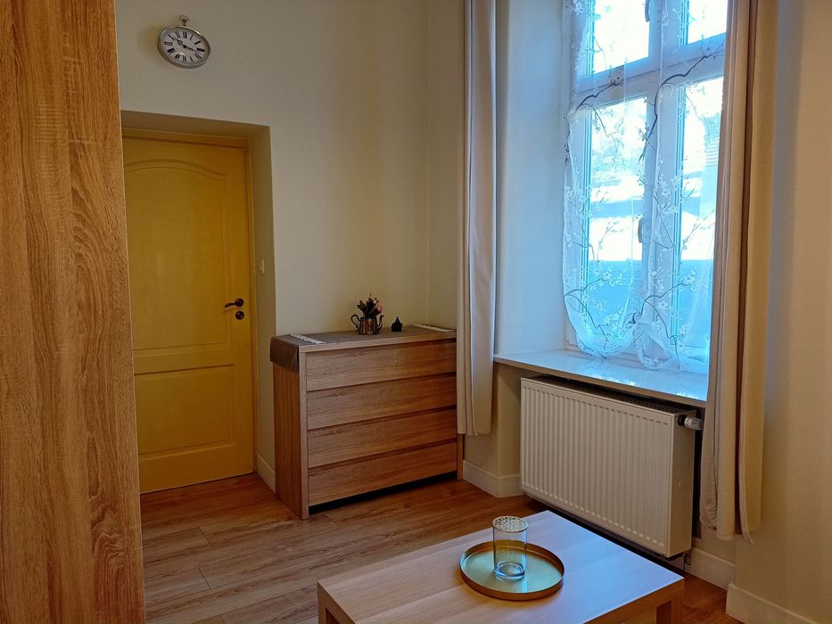 mieszkanie 70m Stare Miasto, Kazimierz 3 pokoje Piętro 1 od właściciela
