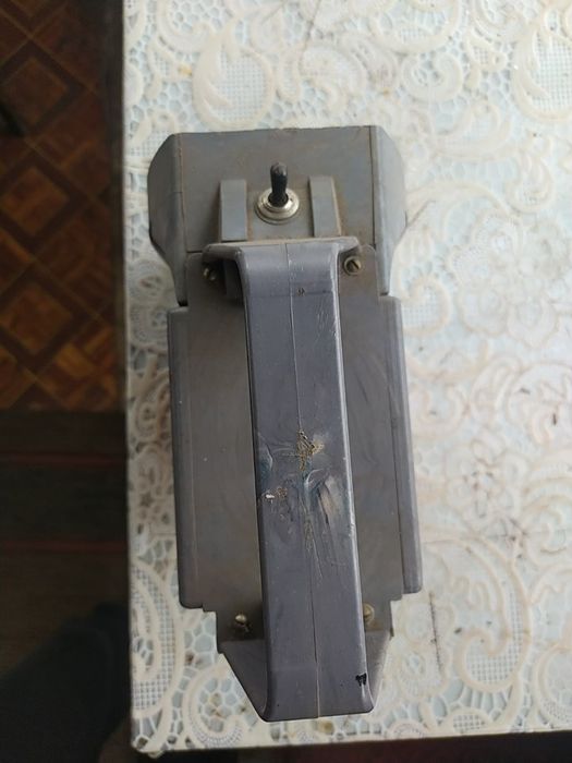 Фонарь прожектор