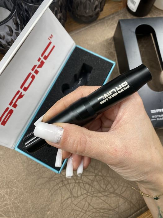 Татумашинка Bronc Pen V4