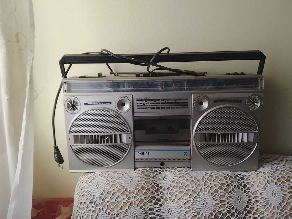 Radio para cassetes antiga
