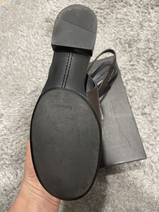 Продам туфли женские  Massimo dutti