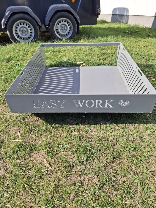 Przyczepka do sprzątania padoku konk Easy Work