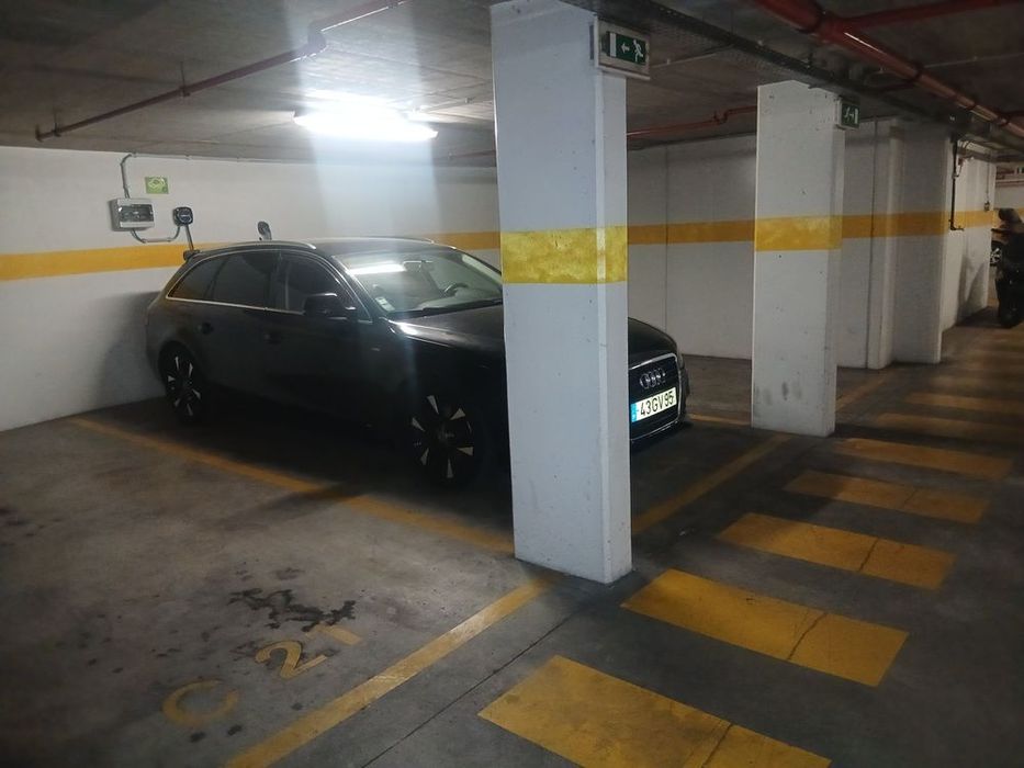 AUDI A4 2.0 Tdi Sline Extras