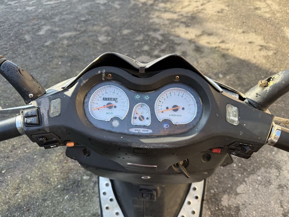 Продам скутер speed gear 150