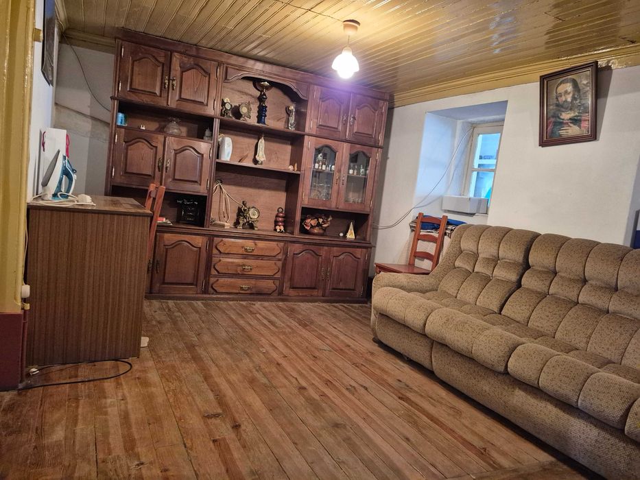 Casa para venda em Paranhos da Beira
