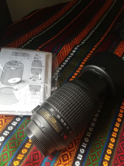 Nikon D3000 + 2 objectivas + mochila