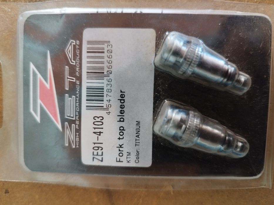 ZETA Fork Top Bleeder – KTM – NOVO (Titanium)