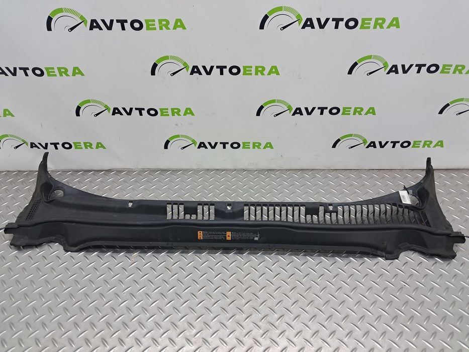 Решетка дворников (пластик) жабо FORD FUSION MK5 13- DS7Z54018A16A