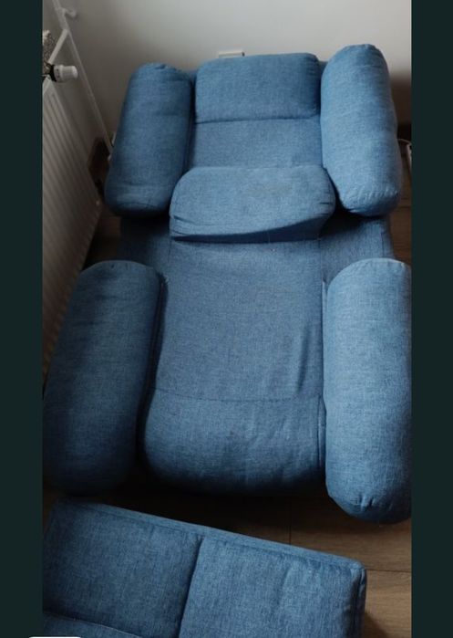 Fotel z podnóżkiem