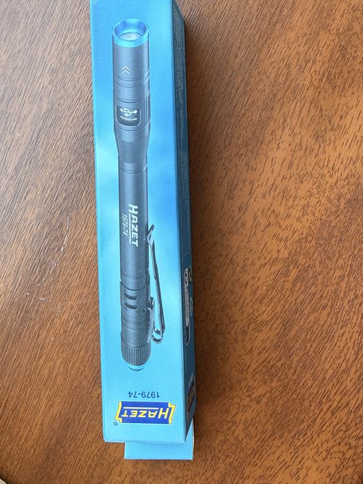 Продається HAZET 1979-74, новий акумуляторний LED-ліхтар з USB-C, яскравістю до 500 люмен.