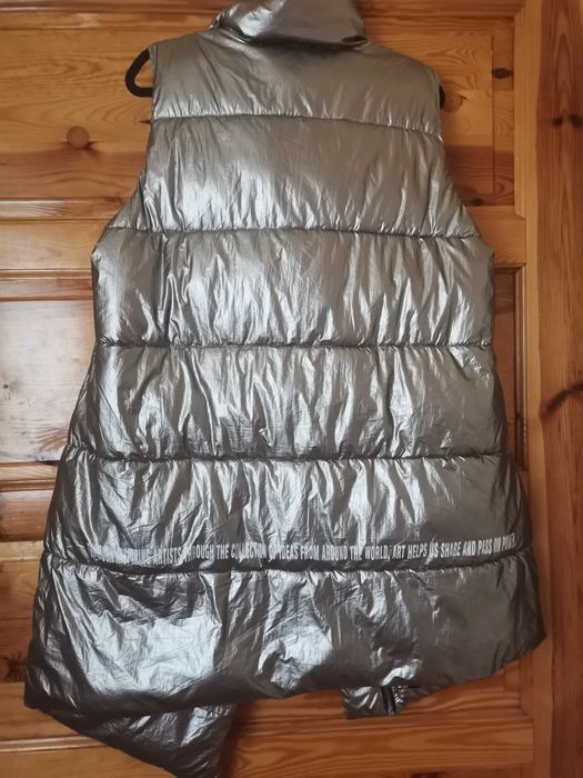 Srebrna kamizelka asymetryczna