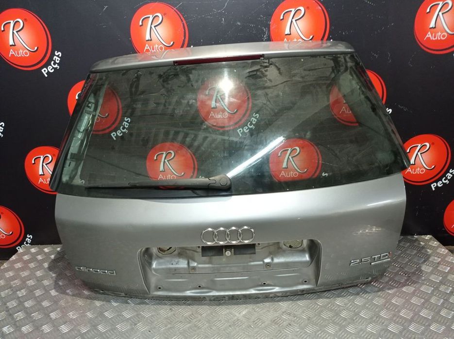 Tampa Da Mala Audi Allroad (4Bh, C5)