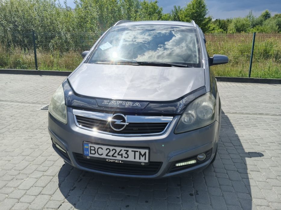 Opel Zafira Опель Зафіра 1.8 Газ/бензин