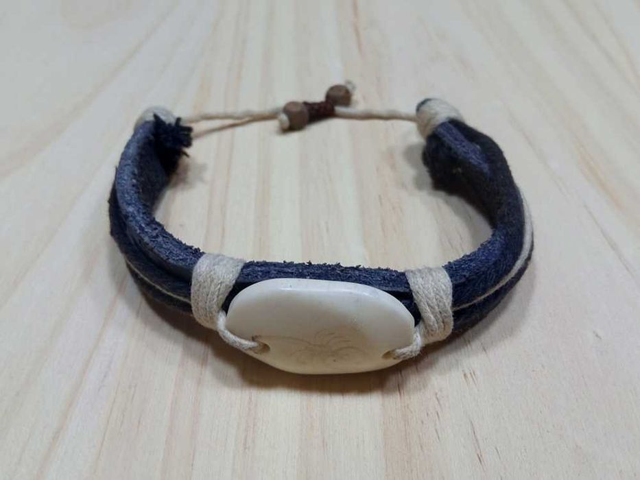 Pulseira Com Pedra - Escorpião