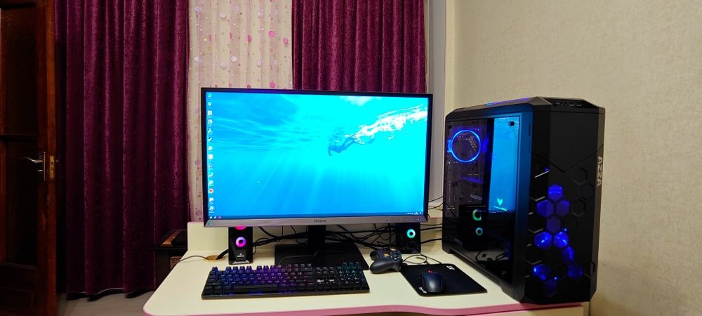 Монітор Samsung S32D850 32'' 2560х1440.