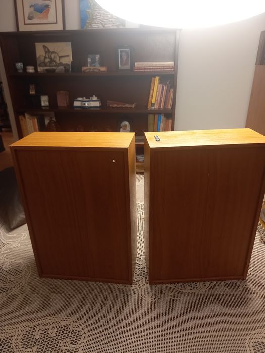 Duas caixas para arrumar CDs em madeira