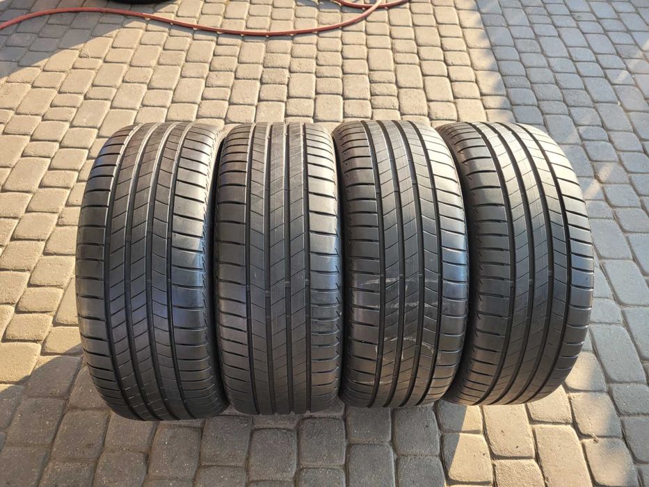225 / 45 R 18   Bridgestone     Lato / Komplet