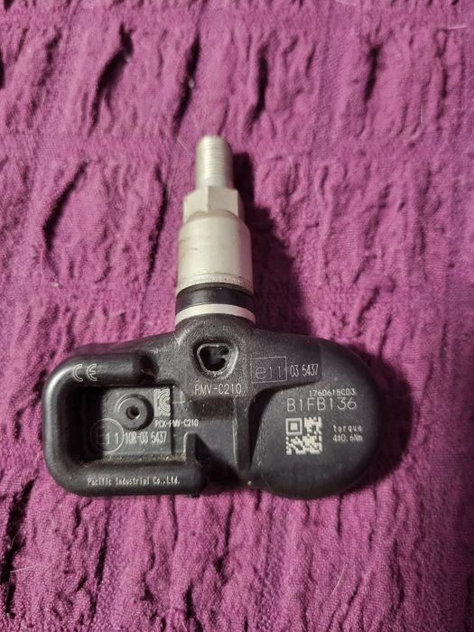 Продам оригінальні датчики тиску в шинах Тойота PMV-C210