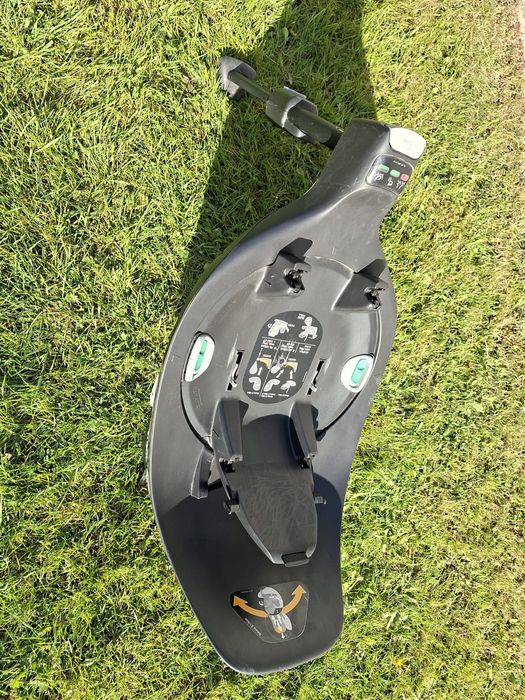 Fotelik Cybex Platinum Sirona T i-size  z bazą obrotową