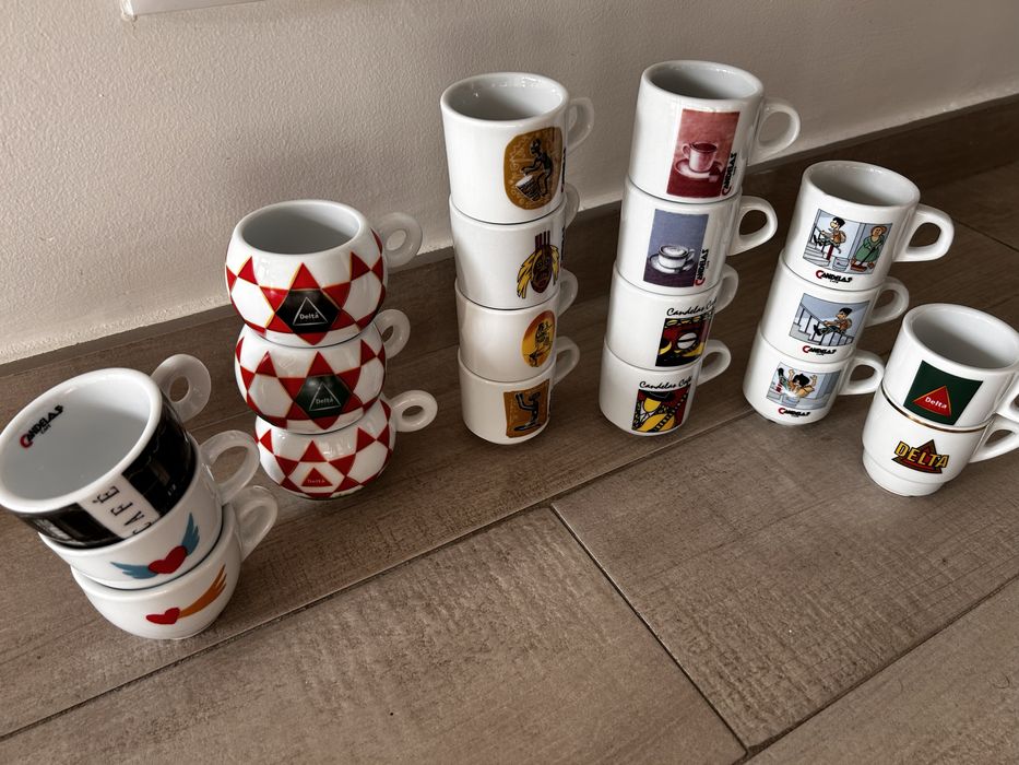 Chávenas café com pires