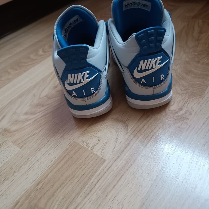 Buty Air Jordan 4 Retro  „Military Blue” 38