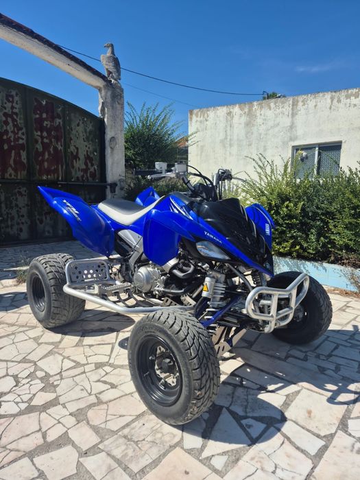 Moto 4 yamaha 700r