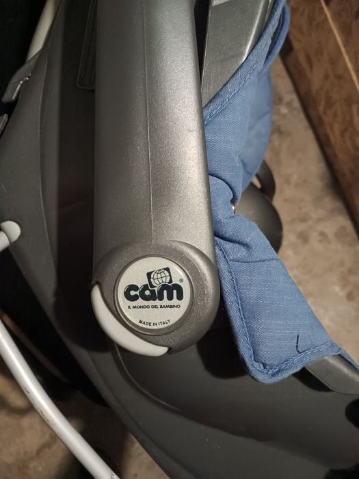 Дитяче автокрісло