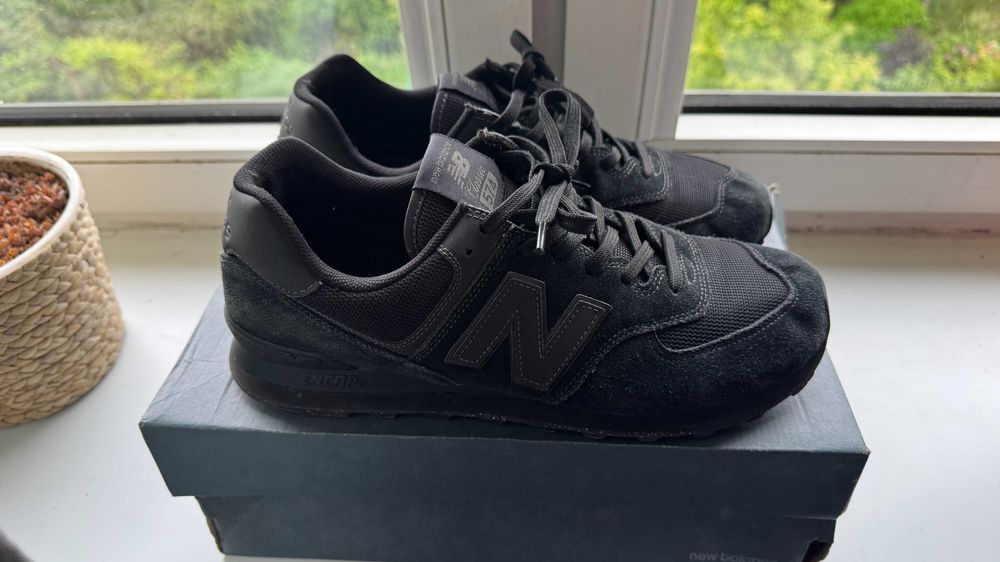 Buty New Balance ML574EVE - czarne 45