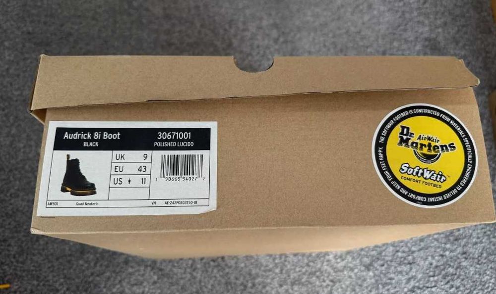Dr Martens Audrick 8i Czarny polerowany