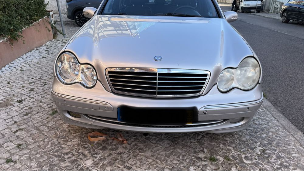 Mercedes benz CDI 220